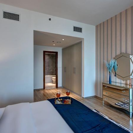 Durrani Homes - Lux 1Br At Al Habtoor Amna Tower Dubai Bagian luar foto