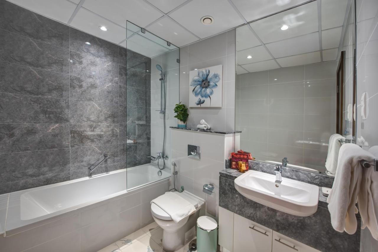 Durrani Homes - Lux 1Br At Al Habtoor Amna Tower Dubai Bagian luar foto
